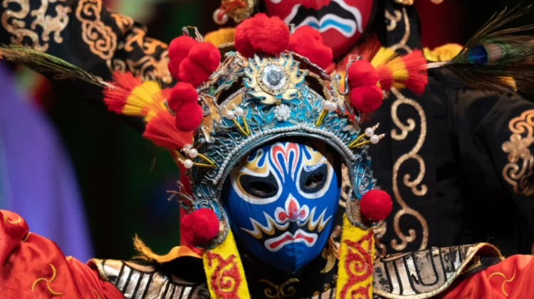 5D4N · Private Tours · Sichuan Highlights : Jiuzhaigou & Huanglong & Sanxingdui & Panda Base. Direct high-speed rail. Free Sichuan Opera Face-changing + Complimentary SIM & adapter on inquiry