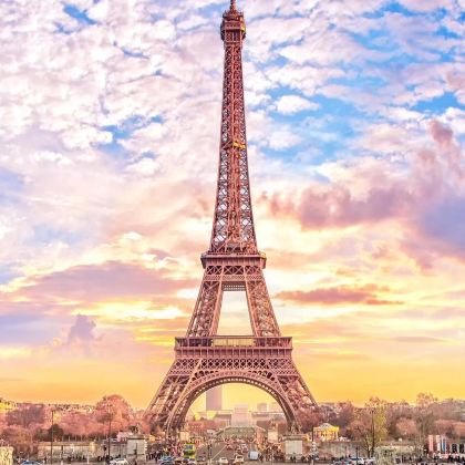 法国巴黎9日8晚私家团