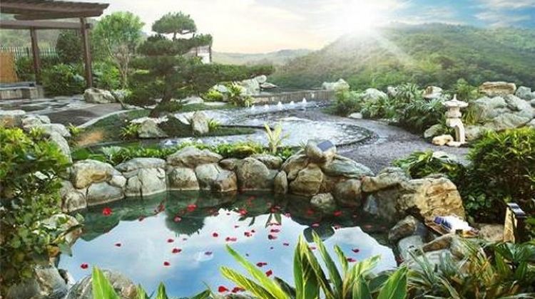 2D1N · Private Tours · 2-Day Huangshan Private Tour: Yellow Mountain and Hot Spring Spa Experience