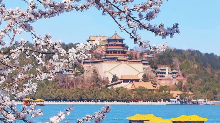 4D3N · Group Tours · Beijing + The Palace Museum + Mutianyu Great Wall + Temple of Heaven + Summer Palace + Lama Temple+Shichahai