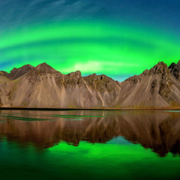 雷克雅未克+蓝湖+斯奈山半岛+蓝冰洞+米湖+雷克雅未克观鲸12日11晚私家团