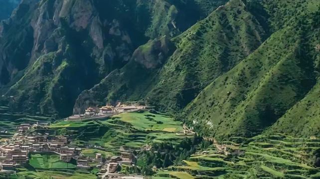 蘭州+甘南+甘加祕境+拉卜楞寺+扎尕那+郎木寺鎮4日3晚跟團遊·4人/6人/8人升級獨立團+純玩團+贈送無人機旅拍+藏服拍照+草原騎馬+氧氣瓶+外賓可定