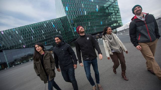 9-Day Iceland Explorer Tour·Waterfalls, Glaciers and Volcanic Wonders