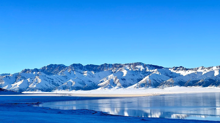 8D7N · Private Tours · 8-day essence tour of Ili departing from Urumqi, covering Sayram Lake, Tuergen Apricot Valley, Kuerdening and  Narat, capturing all the spring charm of Ili on one trip.