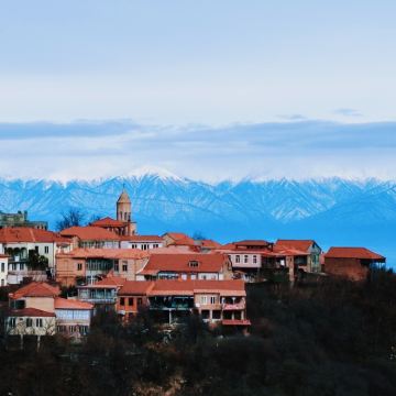 格鲁吉亚第比利斯+卡兹贝吉+阿塞拜疆巴库7日6晚自由行