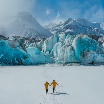 林芝+雅鲁藏布大峡谷+来古冰川+然乌湖+巴松措+布达拉宫+纳木错8日7晚拼小团