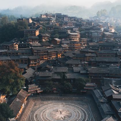 贵州黄果树景区+西江千户苗寨+荔波4日3晚拼小团