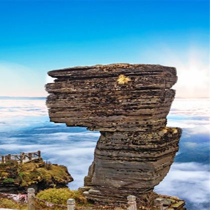 梵净山+铜仁大峡谷+凤凰古城5日4晚私家团