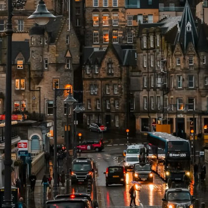 英国伦敦+爱丁堡+天空岛+格伦菲南高架桥+苏格兰高地+温莎城堡15日14晚私家团