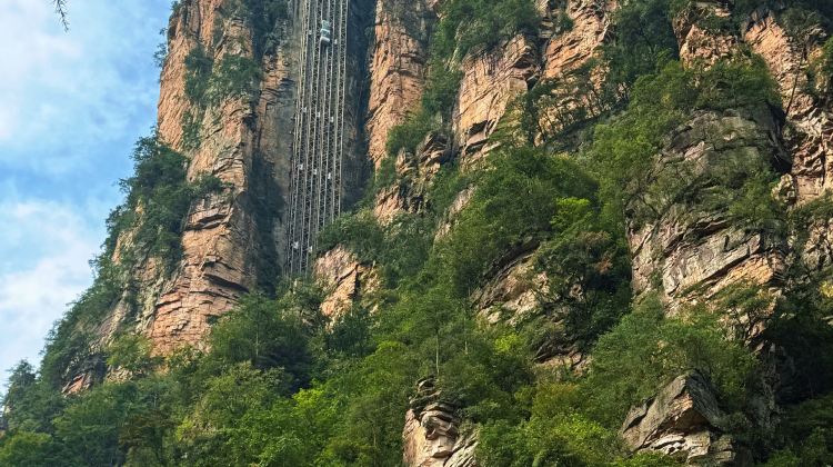6D5N · Private Tours · Zhangjiajie National Forest Park + Zhangjiajie Grand Canyon + Tianmen Mountain National Forest Park + Furong Town + Fenghuang Ancient Town