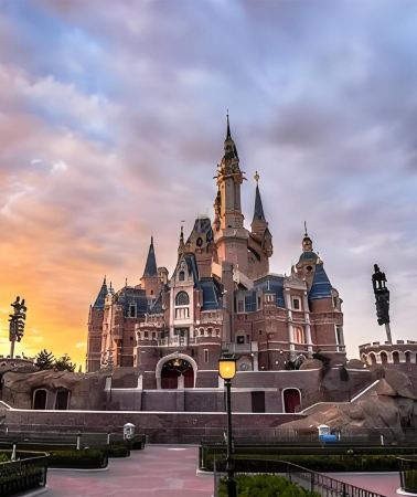 7D6N • Shanghai Disney Resort + Nanjing + Wuxi + Suzhou + Hangzhou + Wuzhen: Optional English Tour Guide & High-Speed Rail Ticket Reservation