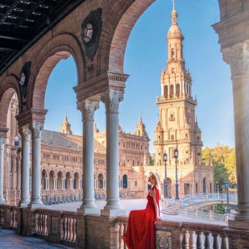 西班牙马德里+塞哥维亚+托莱多+龙达+格拉纳达+阿利坎特+卡尔佩+巴塞罗那8日7晚拼小团