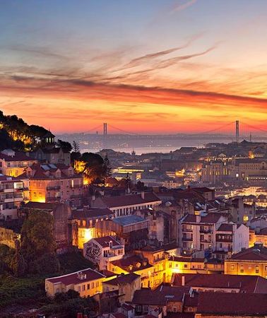 7D6N • 7 Days Private Tour In Portugal starting in Lisbon