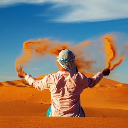 内蒙古呼和浩特+希拉穆仁草原+响沙湾+红石崖空中草原3日2晚私家团