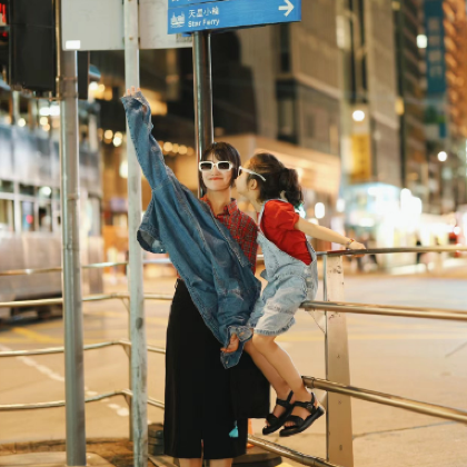 香港+澳门+太平山顶+澳门威尼斯人度假区5日4晚跟团游