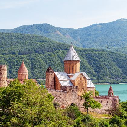 阿塞拜疆+格鲁吉亚10日8晚跟团游