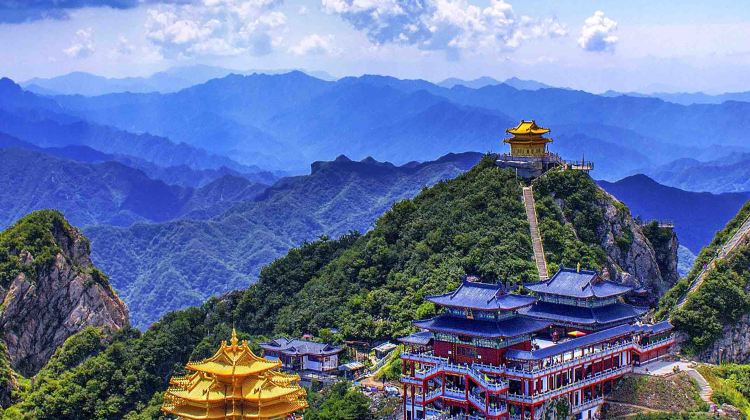 5D4N · Group Tours · Tour Henan's four great ancient capitals and unveil the cliff-hanging road of Wanxian and the Yuntai waterscape.