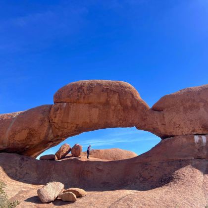 津巴布韦+赞比亚+博茨瓦纳+纳米比亚15日12晚跟团游