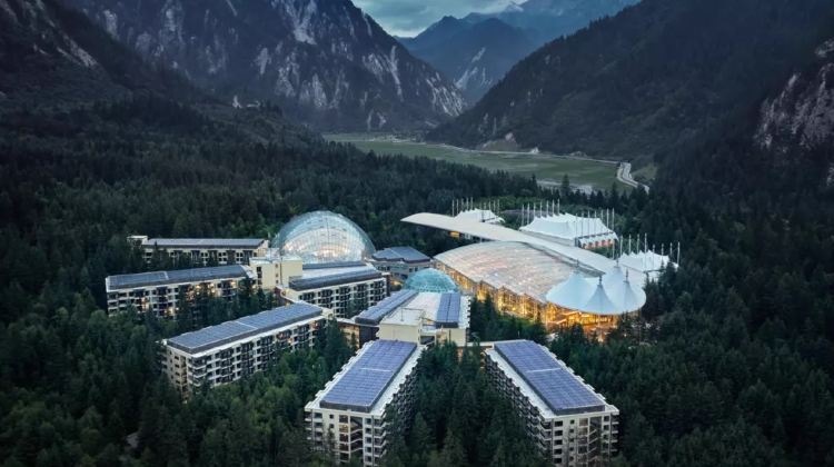 6D5N · Private Tours · Hilton Stay in Chengdu & Jiuzhaigou - Jiuzhaigou + Huanglong+ Panda valley + Dujiangyan + Mt. Siguniang - Summer Escape, Airport Transfer & Free Time in Chengdu