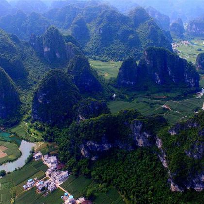 贵州黄果树+兴义+织金洞+中国天眼景区6日5晚私家团