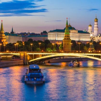 莫斯科+圣彼得堡12日11晚跟团游