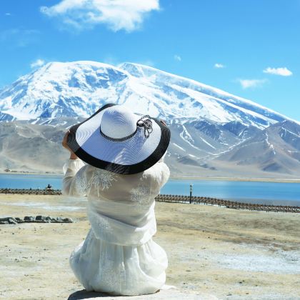 新疆南疆+喀什古城5日4晚拼小团