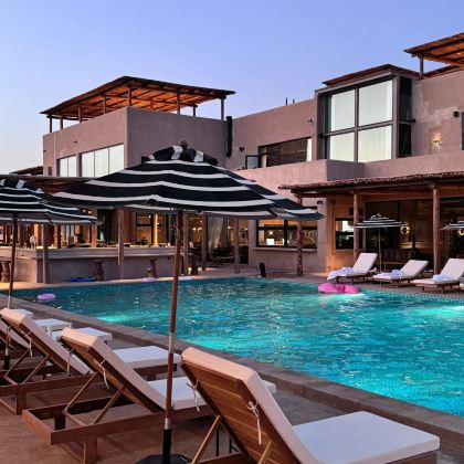 银川+中卫+腾格里沙漠5日4晚私家团