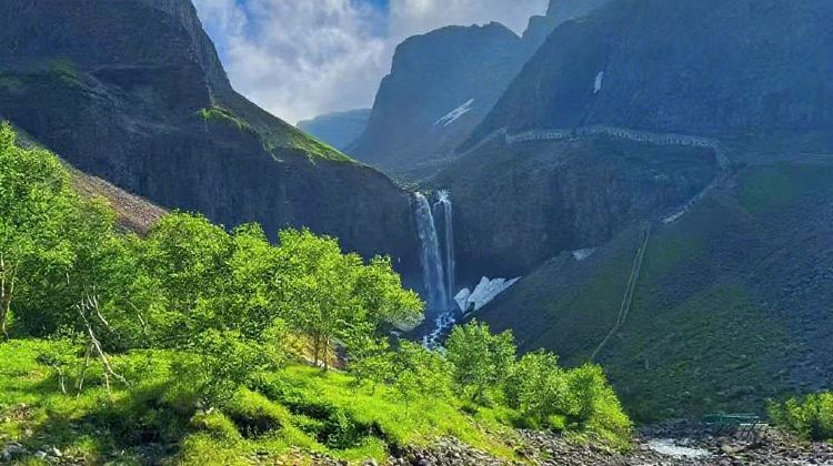 8D7N · Group Tours · Northeast China Popular Route in Summer and Autumn & Explore Harbin and Changbai Mountain