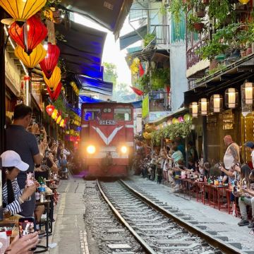 越南河内+下龙湾5日4晚跟团游