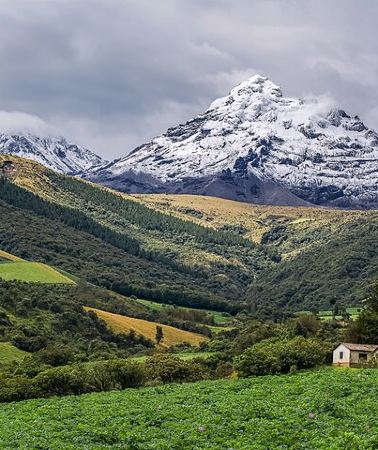 5D4N • Cuenca to Quito 4 or 5 Day Tour with Chimborazo, Quilotoa, Baños and Cotopaxi.