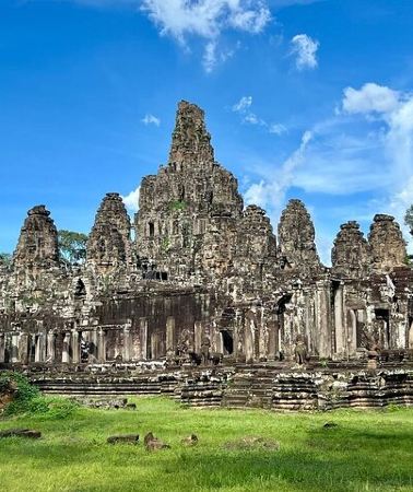 2D1N • Two Day Tour, Taxi Phnom Penh to Siem Reap, Angkor Visit & Return