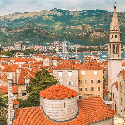 塞尔维亚+波黑+黑山+阿尔巴尼亚+木头村+莫斯塔尔古桥+科托尔湾+斯库台湖9日8晚私家团