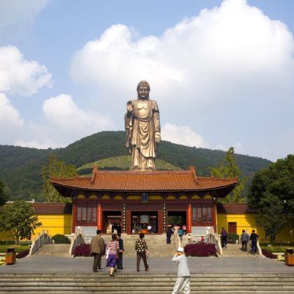 上海+杭州+千岛湖+乌镇+苏州+周庄+无锡+扬州+南京12日11晚跟团游