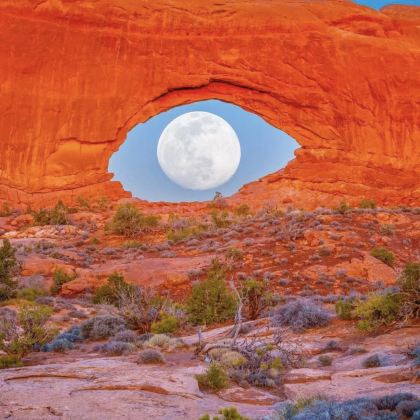 美国布莱斯峡谷国家公园+马蹄湾+下羚羊峡谷+大峡谷国家公园+纪念碑谷+拱门国家公园4日3晚私家团