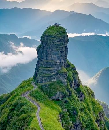 5D4N • GuizhouHuangguoshu Waterfall + Xijiang Qianhu Miao Village + Libo Xiaoqikong Scenic Area + Mount Fanjing
