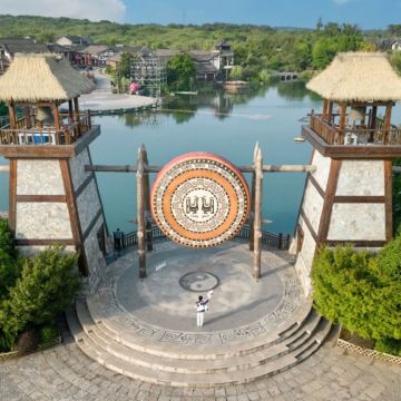 南京+无锡+苏州+杭州+乌镇4日3晚跟团游