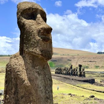 巴西+阿根廷+乌拉圭+智利+秘鲁+复活节岛+伊瓜苏瀑布+里约热内卢基督像+马丘比丘+冰川国家公园+鸟岛+纳斯卡线条26日跟团游