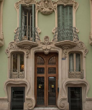 10D9N • Spain & Portugal · Art, beaches & royal palaces   