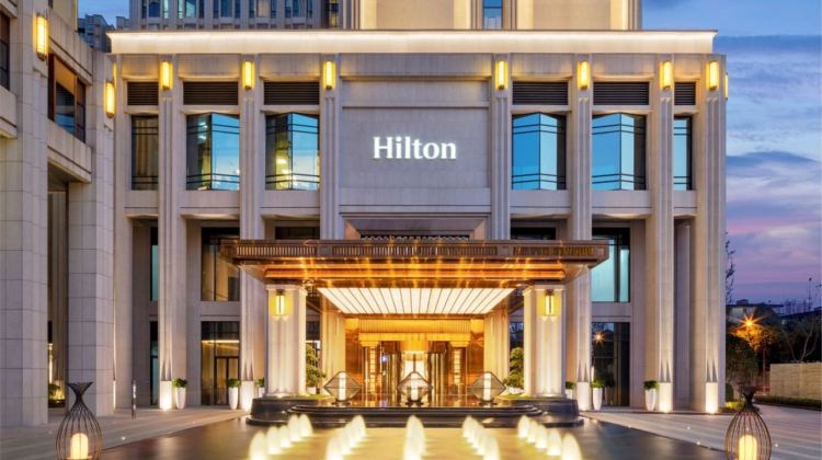 6D5N · Private Tours · Hilton Stay in Chengdu & Jiuzhaigou - Jiuzhaigou + Huanglong+ Panda valley + Dujiangyan + Mt. Siguniang - Summer Escape, Airport Transfer & Free Time in Chengdu