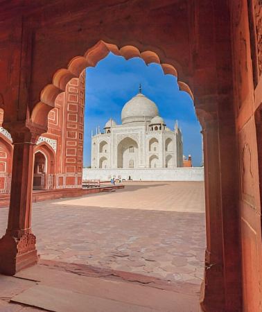 2D1N • Overnight Agra/Taj Mahal Tour & Fatehpur Sikri Tour