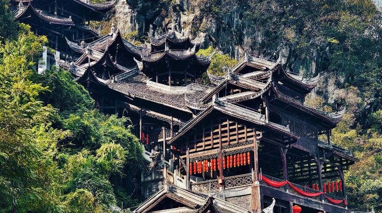 4-Day Chongqing + Wulong Group Tours: Three Natural Bridges + Fairy Mountain National Forest Park + Chiyou Jiuli City