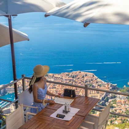 克罗地亚扎达尔+斯洛文尼亚布莱德湖8日7晚私家团