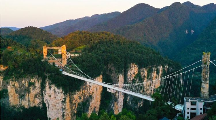 5D4N · Group Tours · Zhangjiajie 1-5 days Group Tour: Avatar, Glassbridge &Furong Town