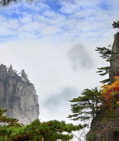 5日4晚 • 黃山市5天團 · 黃山5天純玩高鐵團、黃山（北海、西海風景區）住宿1晚黃山山上、屯溪黎陽IN巷、宏村、塔川、齊雲小鎮