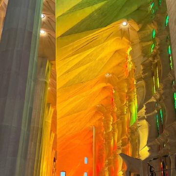 西班牙马德里+托莱多+科尔多瓦+塞维利亚+马拉加+格拉纳达+巴塞罗那13日12晚拼小团