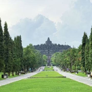 雅加达+日惹+泗水+巴厘岛13日12晚私家团