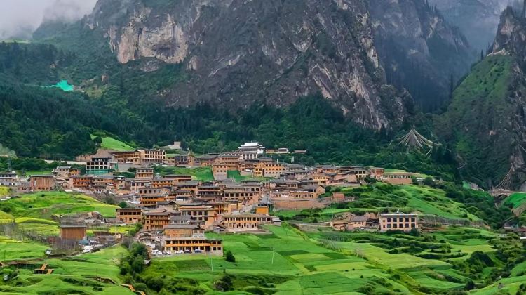 5-Day Northwest China Expedition Private Tour from Lanzhou· Linxia, Xiahe, Labrang Monastery, Xining, Kumbum Monastery