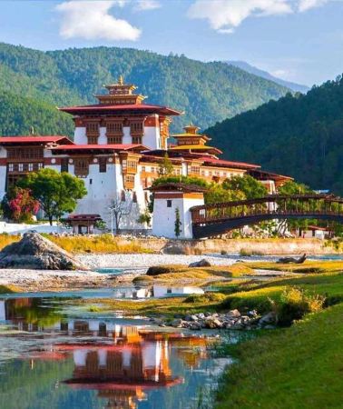 8D7N • Nepal & Bhutan panoramic dual-country tour: 2-way flights from Kathmandu to Pokhara, 2-way flights from Kathmandu to Paro, Private guide, Bhutan SDF, Bhutan E-Visa & vehicle included