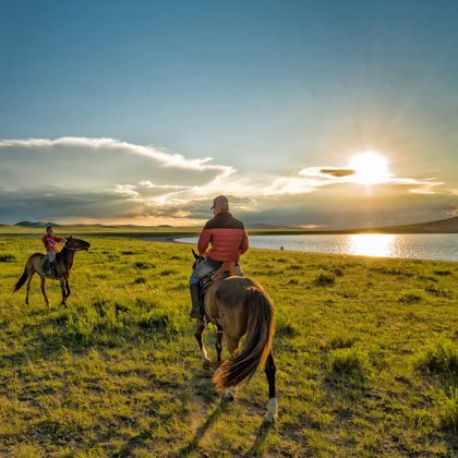 蒙古乌兰巴托+哈拉和林+呼斯泰音国家公园+特日勒吉国家公园7日7晚私家团
