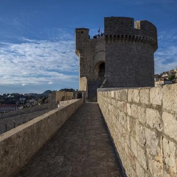 克罗地亚9日8晚私家团